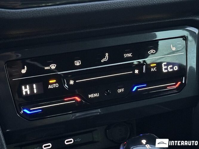 Volkswagen Tiguan 45 interauto-car