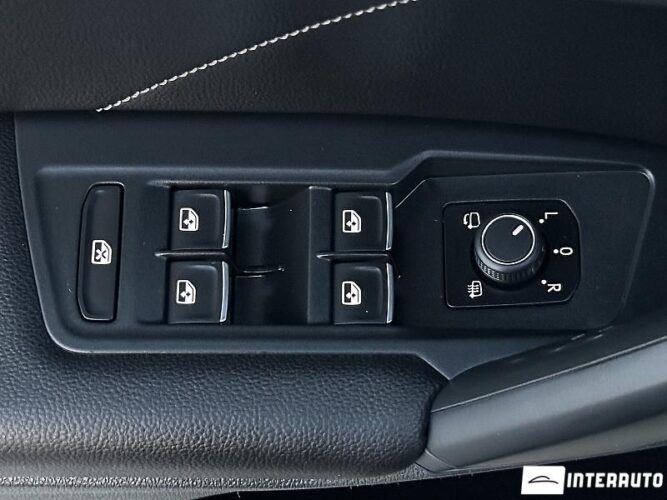 Volkswagen Tiguan 56 interauto-car