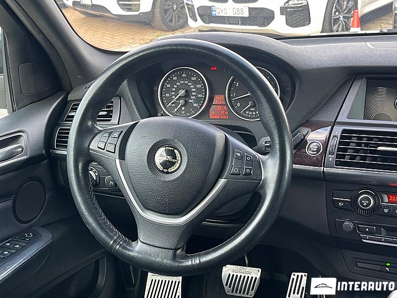 BMW X5 3.0i 18 automobil-interauto