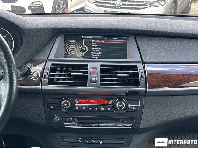 BMW X5 3.0i 41 interauto-car
