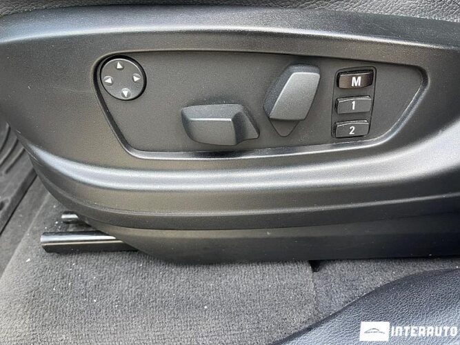 BMW X5 3.0i 47 interauto-car