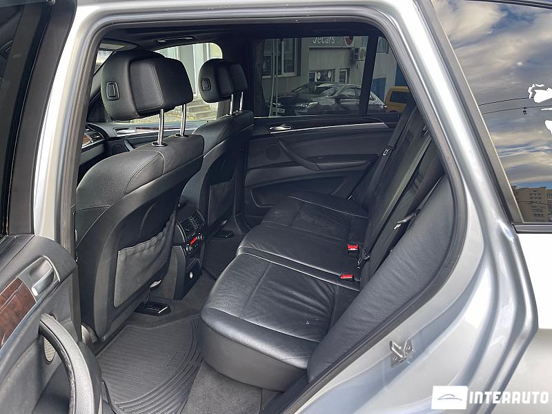 BMW X5 3.0i 29 automobil-interauto