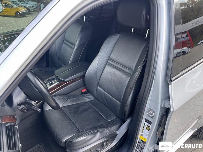 BMW X5 3.0i 44 interauto-car