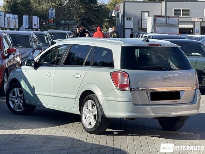 Opel Astra 31 interauto-car