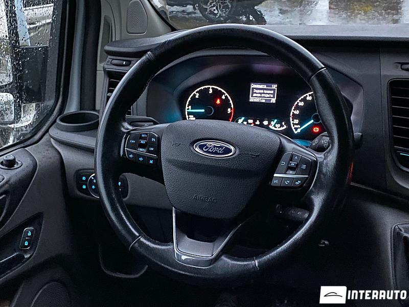 Ford Transit 19 automobil-interauto