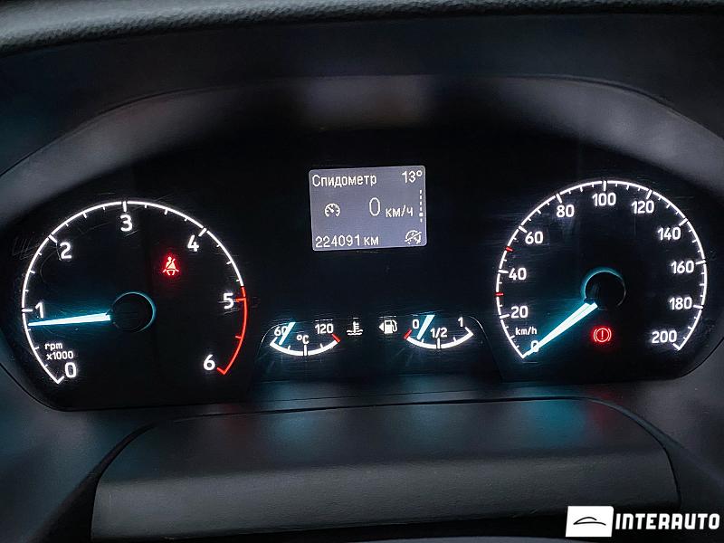 Ford Transit 20 automobil-interauto