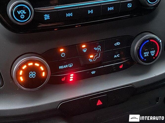 Ford Transit 38 interauto-car