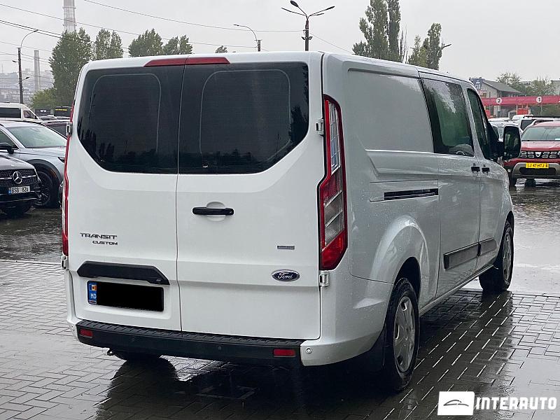 Ford Transit 12 automobil-interauto