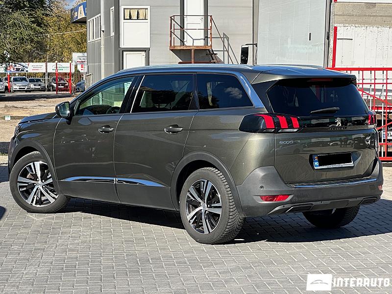 Peugeot 5008 14 automobil-interauto