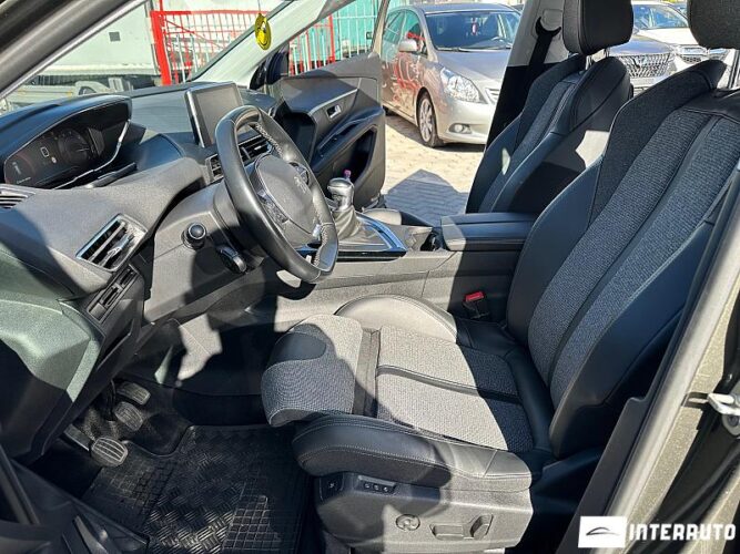 Peugeot 5008 36 interauto-car