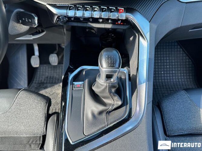 Peugeot 5008 42 interauto-car