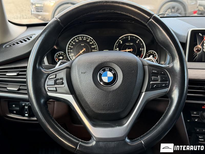 BMW X5 2.5D 20 automobil-interauto