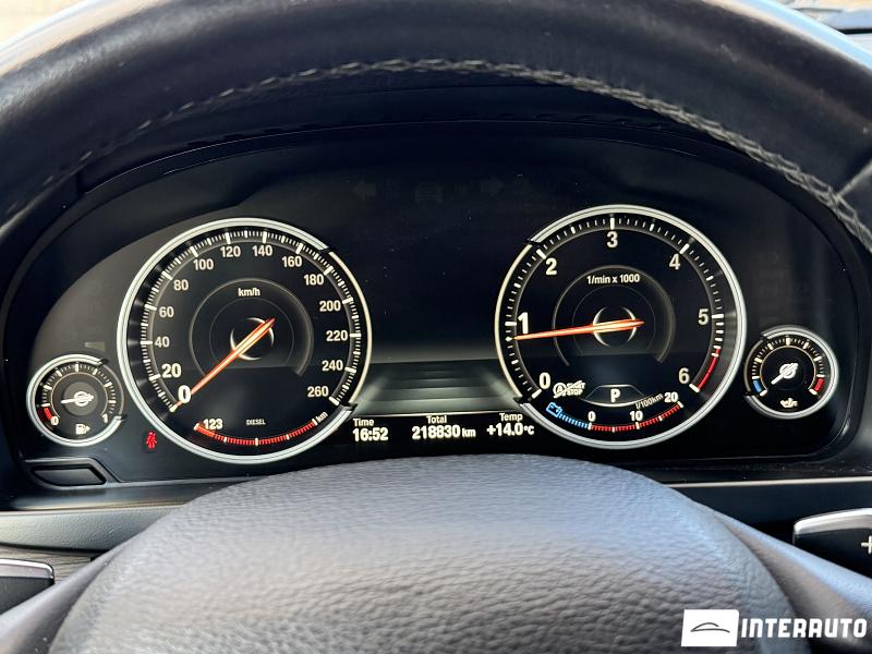 BMW X5 2.5D 22 automobil-interauto