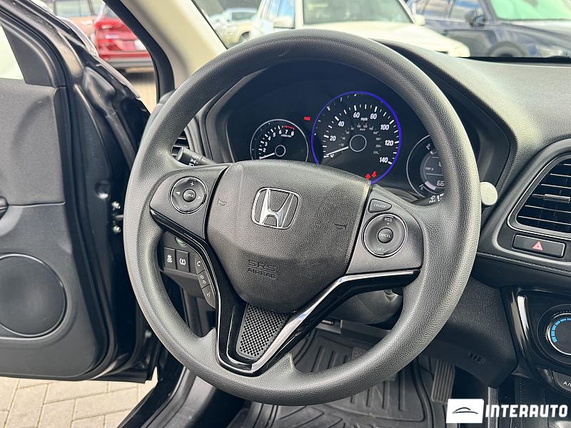 Honda HR-V 17 automobil-interauto