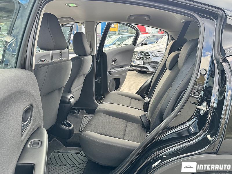 Honda HR-V 23 automobil-interauto