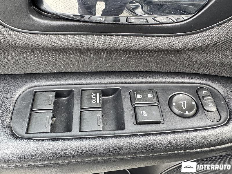 Honda HR-V 27 automobil-interauto