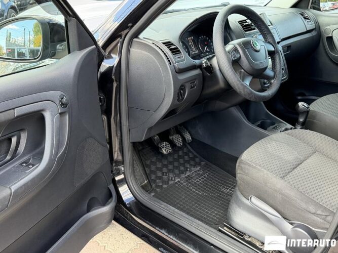 Skoda Fabia 33 interauto-car