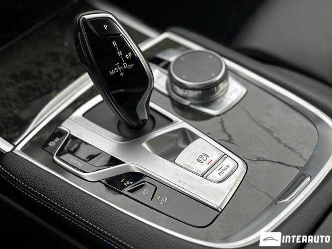 BMW 740 52 interauto-car