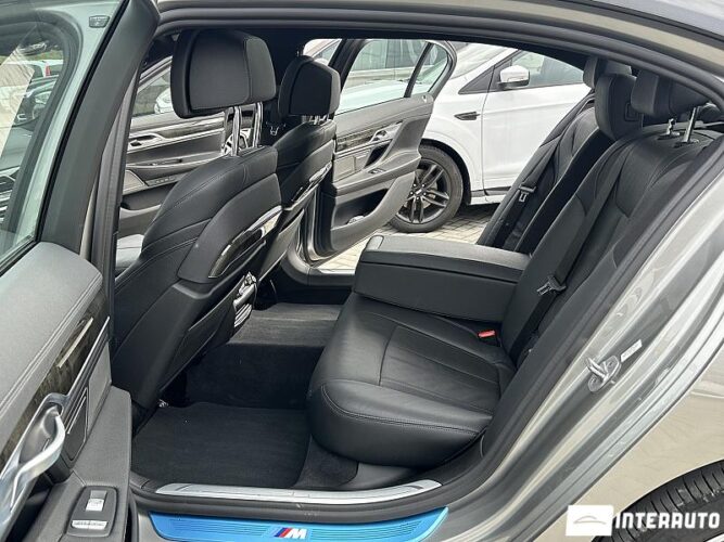 BMW 740 53 interauto-car