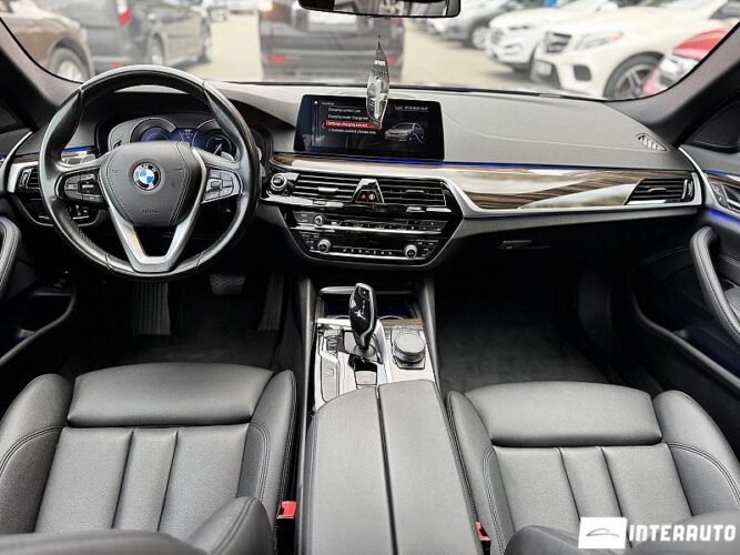 BMW 530e 50 interauto-car
