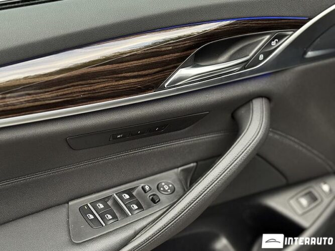 BMW 530e 40 interauto-car