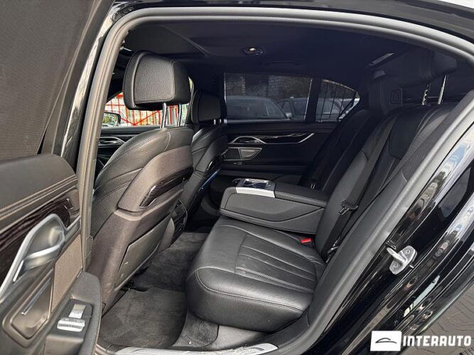 BMW 740e 52 interauto-car