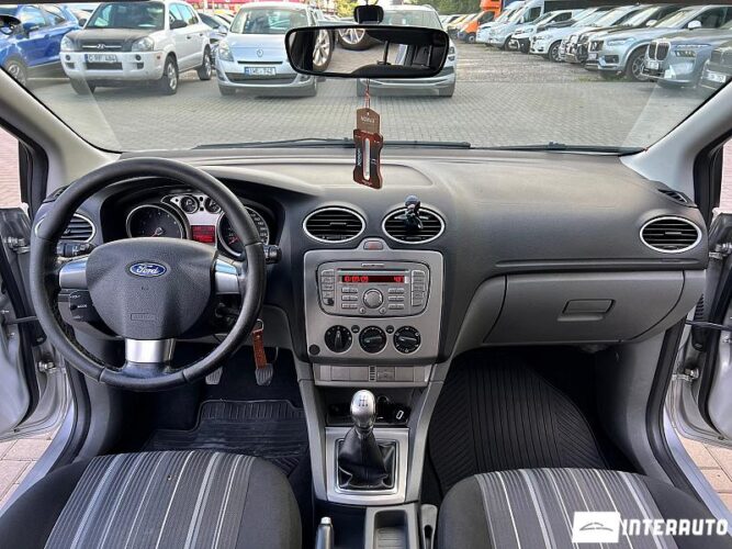 Ford Focus 36 interauto-car
