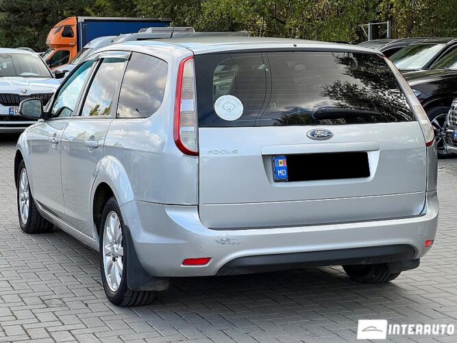 Ford Focus 32 interauto-car