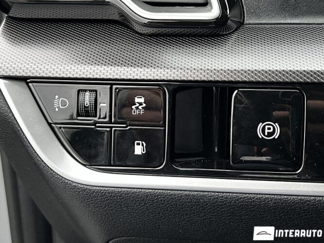 Kia Sportage 46 interauto-car