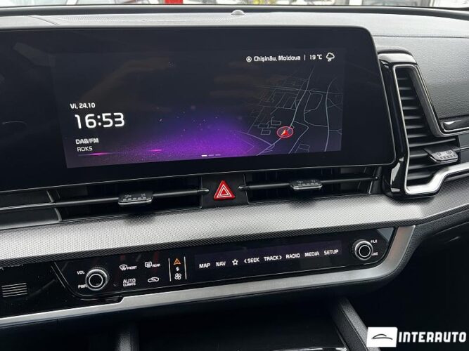 Kia Sportage 44 interauto-car