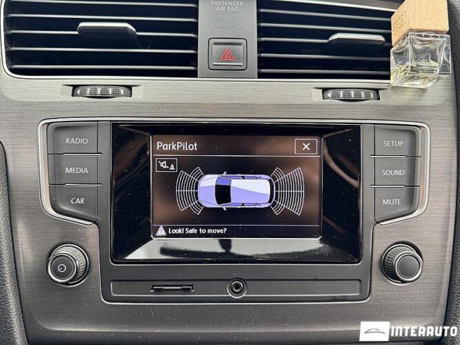 Volkswagen Golf 40 interauto-car