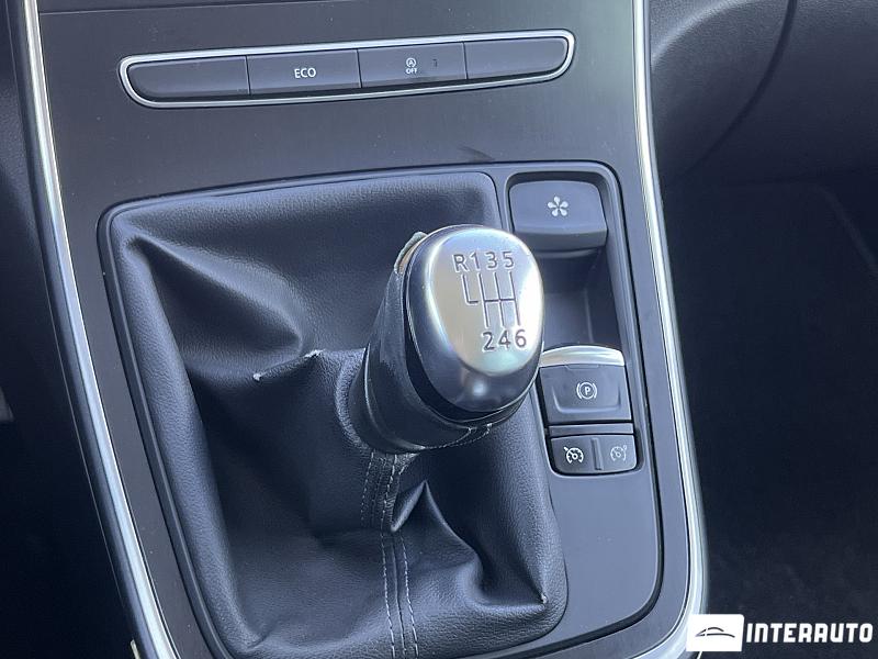 Renault Grand Scenic 24 automobil-interauto