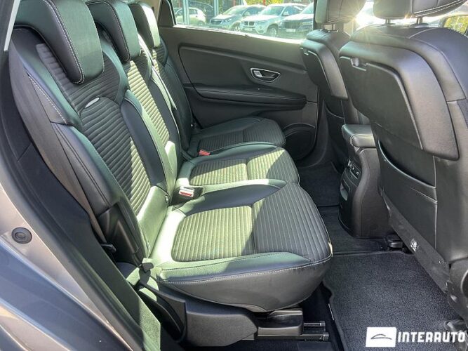 Renault Grand Scenic 47 interauto-car