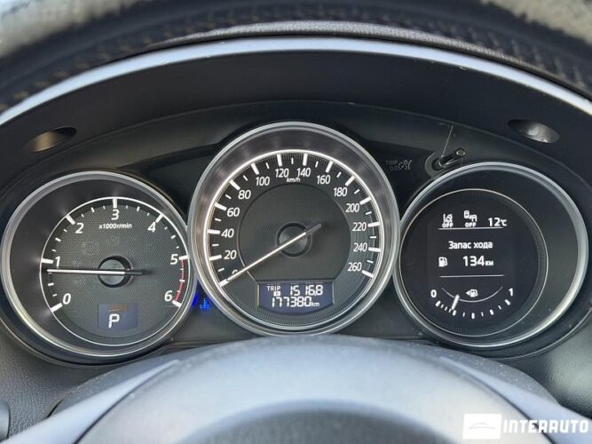 Mazda CX-5 41 interauto-car