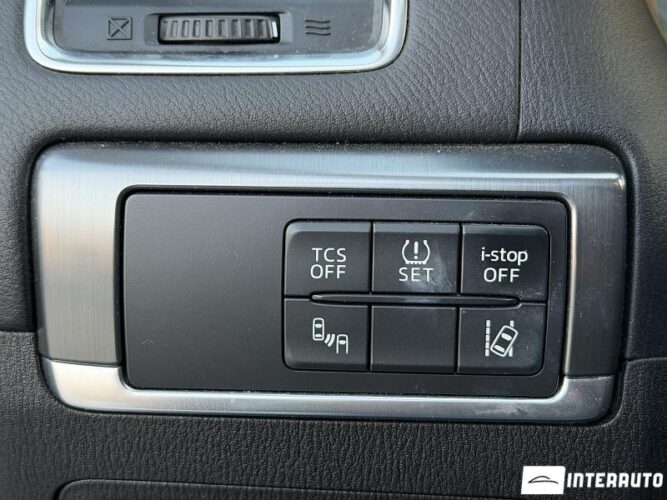 Mazda CX-5 40 interauto-car