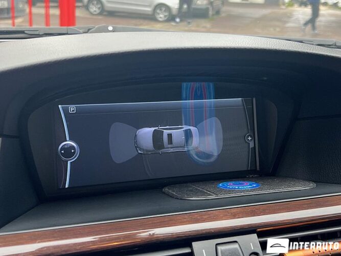 BMW 520 37 interauto-car