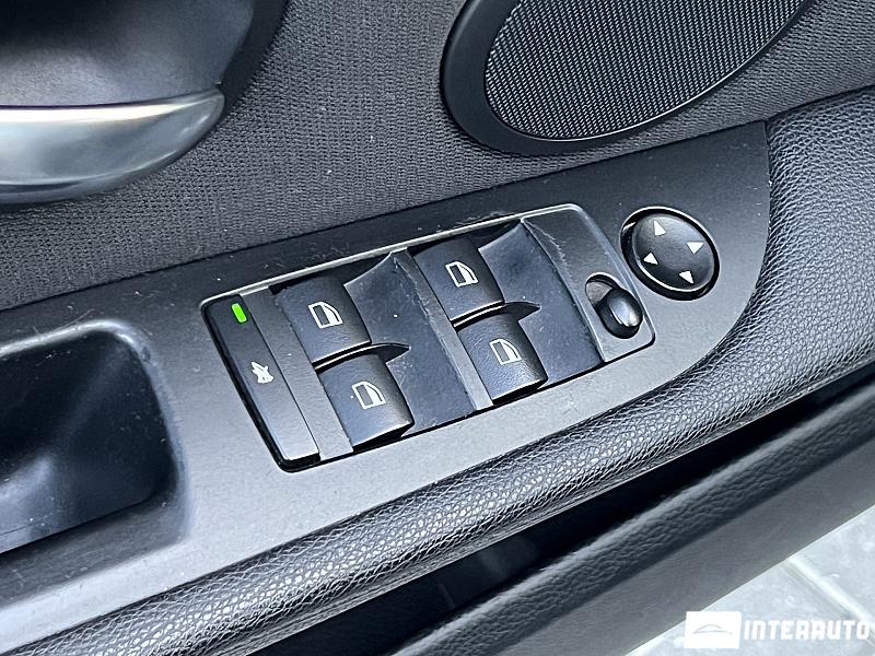 BMW 520 27 automobil-interauto