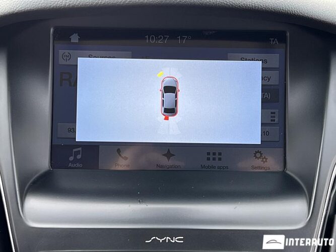 Ford Focus 37 interauto-car