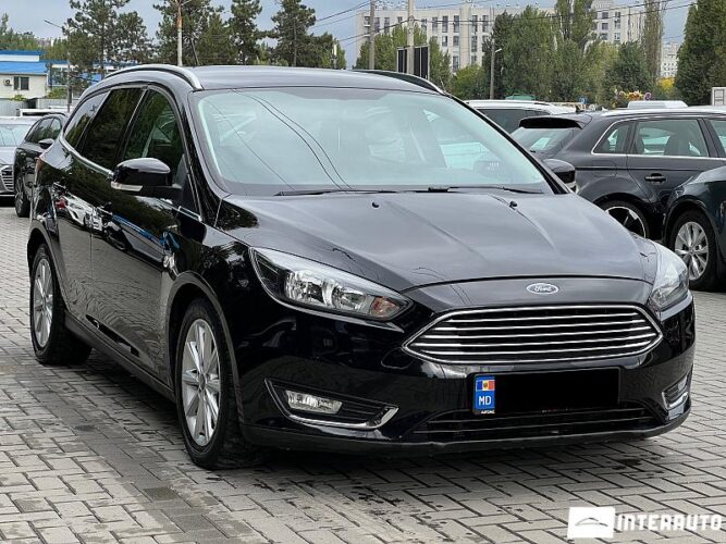 Ford Focus 32 interauto-car
