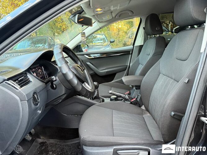 Skoda Octavia 31 interauto-car