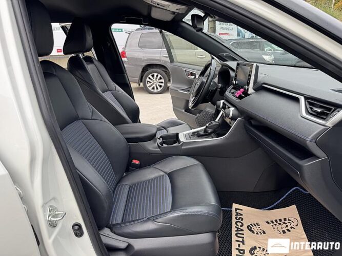 Toyota Rav-4 48 interauto-car