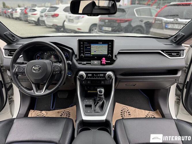 Toyota Rav-4 39 interauto-car