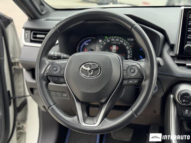 Toyota Rav-4 40 interauto-car