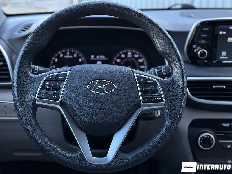 Hyundai Tucson 19 automobil-interauto