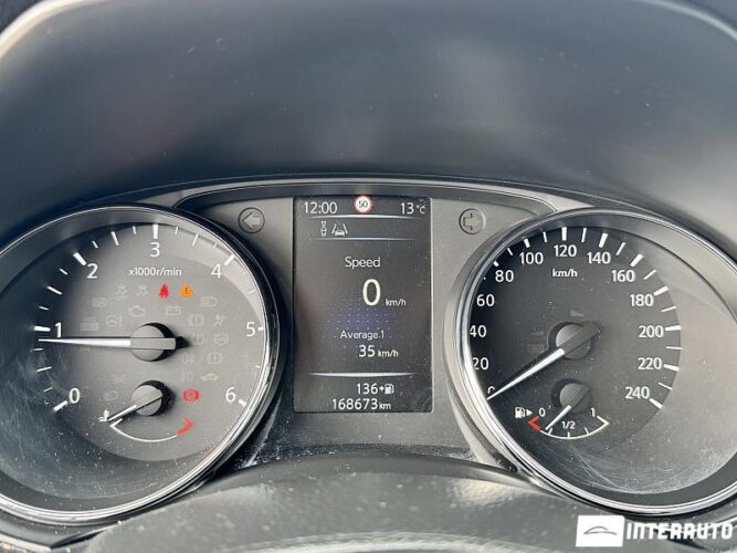 Nissan Qashqai 37 interauto-car