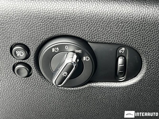 Mini Cooper S 50 interauto-car