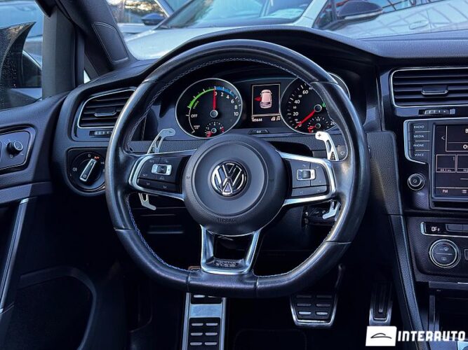 Volkswagen Golf GTE 33 interauto-car