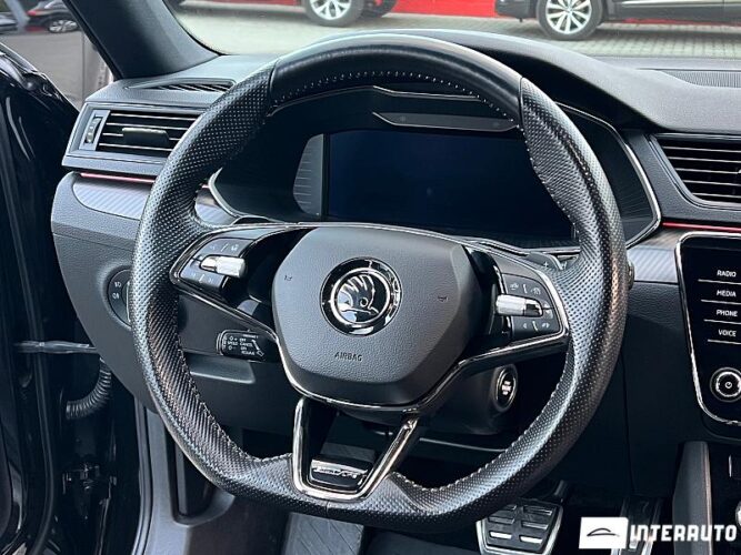 Skoda Superb 43 interauto-car