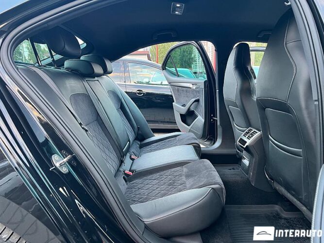 Skoda Superb 50 interauto-car