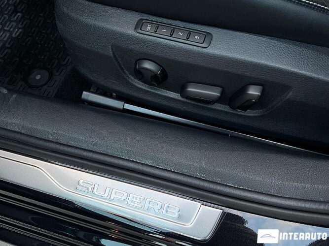 Skoda Superb 39 interauto-car